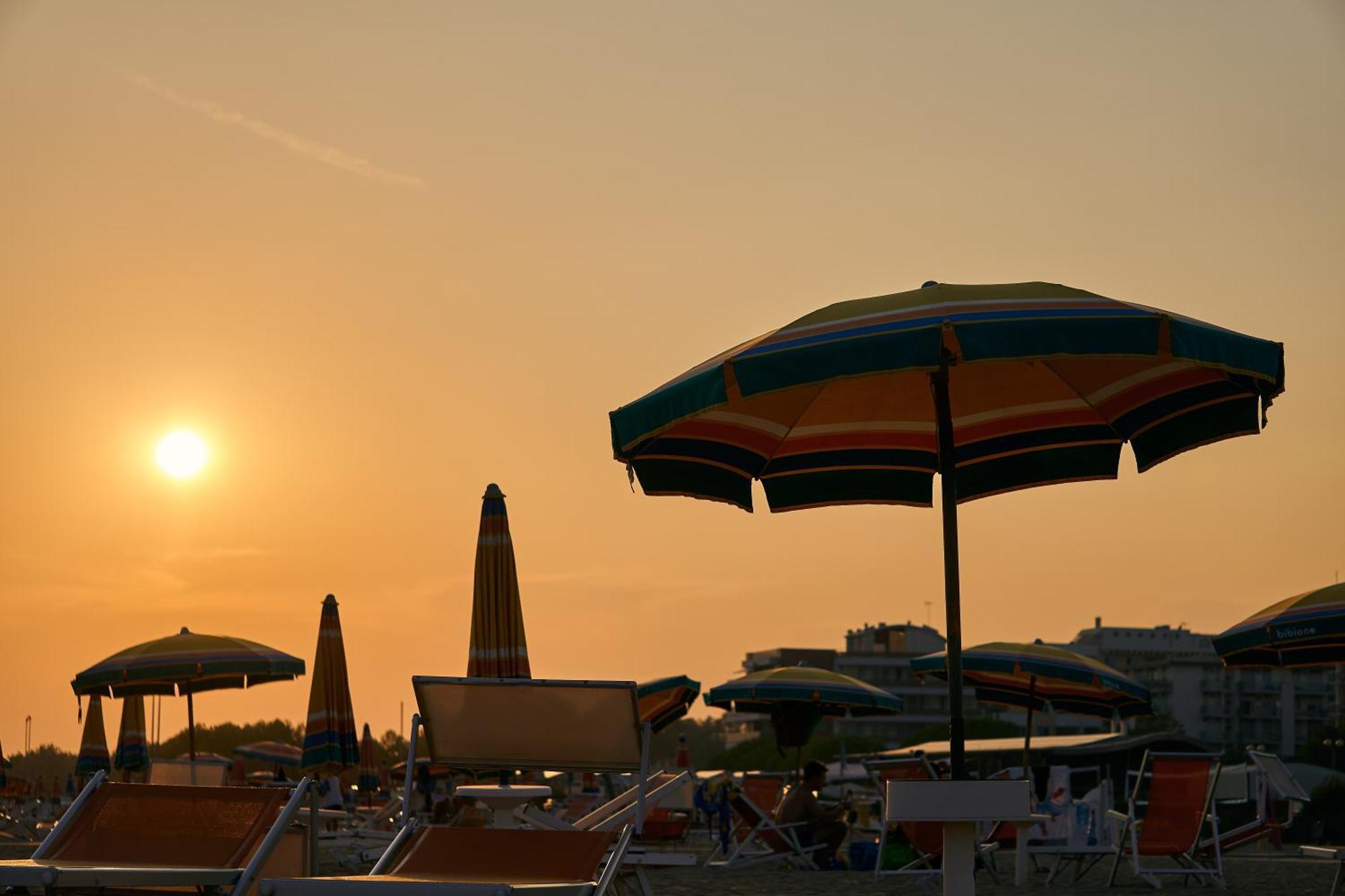 Swimming Pool Paradise For Your Family Apartamento Bibione Exterior foto